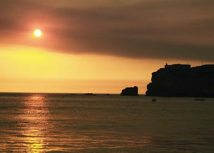 Casa Dos Pexins נאזרה