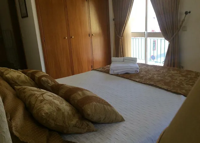 Casa Dos Pexins נאזרה